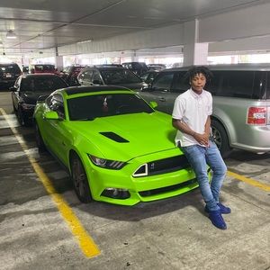 Meet your Posher, Tonya